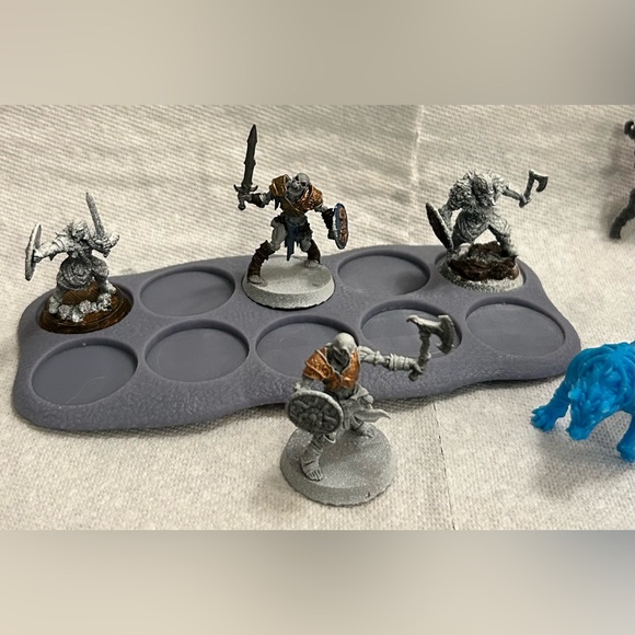 Fantasy Miniature Figures Set - Picture 5 of 16